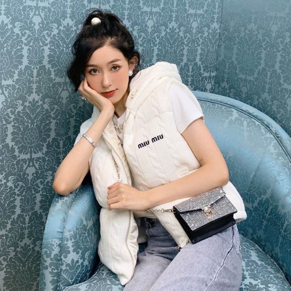 21-22AW☆ミュウミュウ ダウンベスト 偽物☆カシミヤダウンベスト myo05831 - 画像 (2)