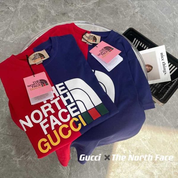 人気急上昇グッチ×ノースフェイス パッチワーク クルーネック Tシャツ 偽物 guh27350 - 画像 (8)