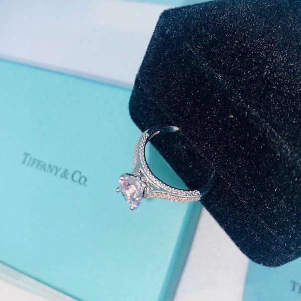 セール新作【Twiceサナさん着用】ティファニー Soleste 婚約指輪 リング Tii58453 - 画像 (5)