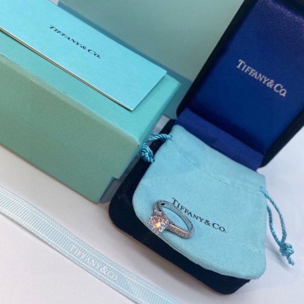 セール新作【Twiceサナさん着用】ティファニー Soleste 婚約指輪 リング Tii58453 - 画像 (8)