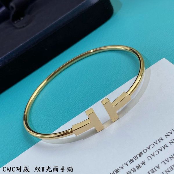21-22AW ティファニー T ワイヤーブレスレット スーパーコピー Tij37834 - 画像 (7)