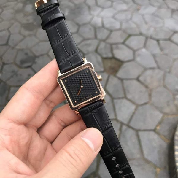21AW新作 ルイヴィトン 時計 タンブール スーパーコピーストリート ダイバー 30mm vuh93409 - 画像 (3)