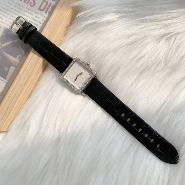 高品質♪♪♪ルイヴィトン 時計 ダイヤモンドベゼル レディース 偽物 30mm vui56072 - 画像 (6)