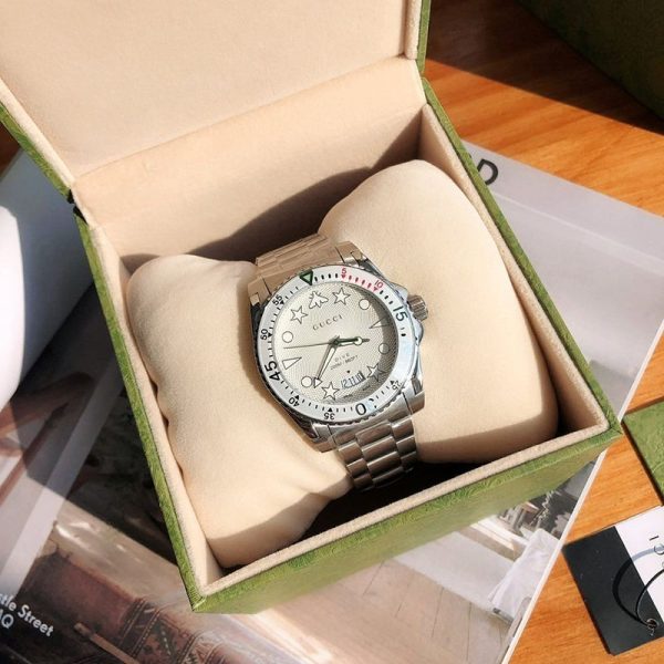 秋冬新作人気のデザイン★グッチ ダイヴ メンズウォッチ 偽物 40mm guw19080 - 画像 (2)
