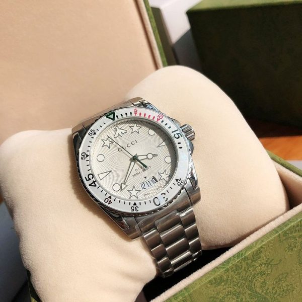 秋冬新作人気のデザイン★グッチ ダイヴ メンズウォッチ 偽物 40mm guw19080 - 画像 (3)