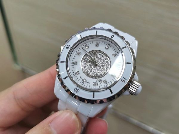 ★日本!!人気！シャネル J12 コピー 33mm ホワイトセラミック shp75311 - 画像 (3)