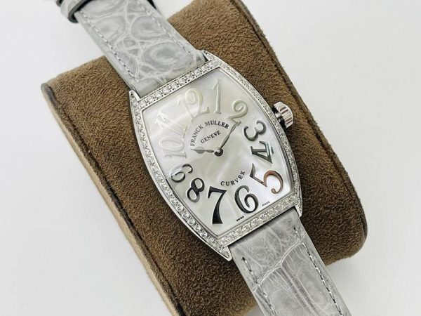フランク・ミュラー  偽物 トノーカーベックス 入手困難品！ frf97889 - 画像 (2)