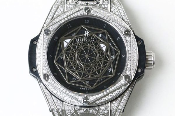 秋冬新作ウブロ ビッグバン 偽物 ダイヤモンド 世界限定100本 44.0mm​ huc50610 - 画像 (3)