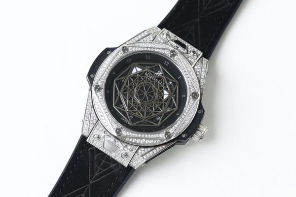 秋冬新作ウブロ ビッグバン 偽物 ダイヤモンド 世界限定100本 44.0mm​ huc50610 - 画像 (7)