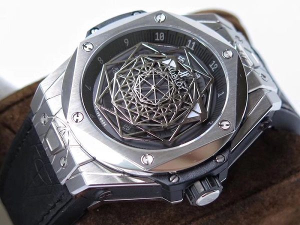 超話題!ウブロ ビッグバン スーパーコピー 時計 世界限定100本 hua94678 - 画像 (3)