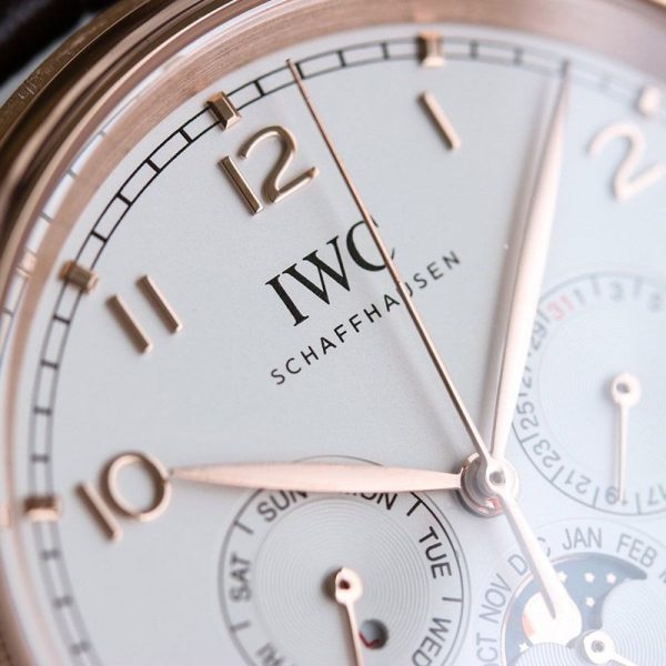 超話題!IWC 偽物 ポルトギーゼ パーペチュアル カレンダー 42 iwv07363 - 画像 (5)