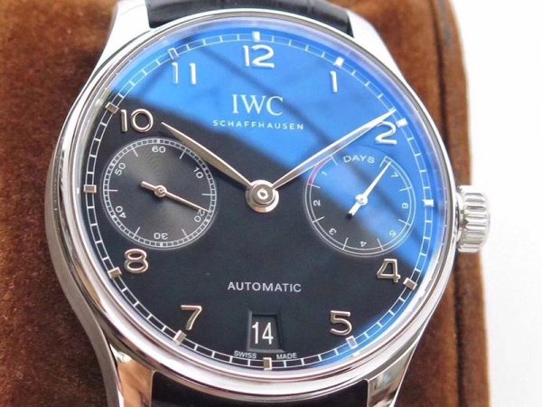 人気急上昇IWC コピー ポルトギーゼ オートマティック 7デイズ iwv25668 - 画像 (5)