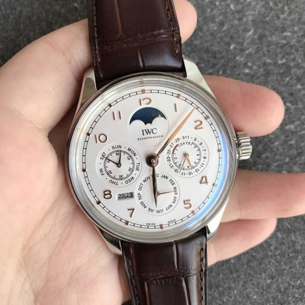 大人気！IWC 偽物 ポルトギーゼ パーペチュアル カレンダー iws28676 - 画像 (3)