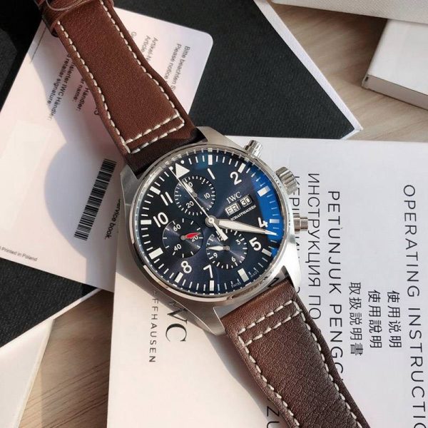 入手困難IWC 偽物 パイロットウォッチクロノグラフ レーシング iwg74018 - 画像 (3)