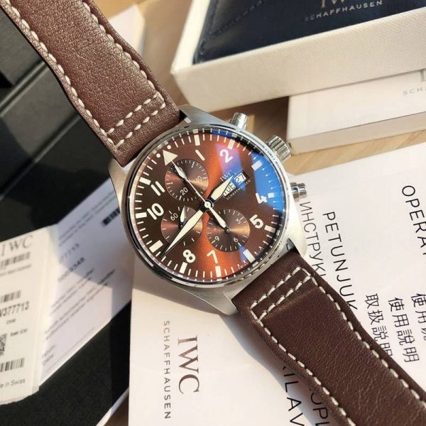 完売必至IWC パイロットウォッチクロノ 偽物 iwg20527 - 画像 (4)