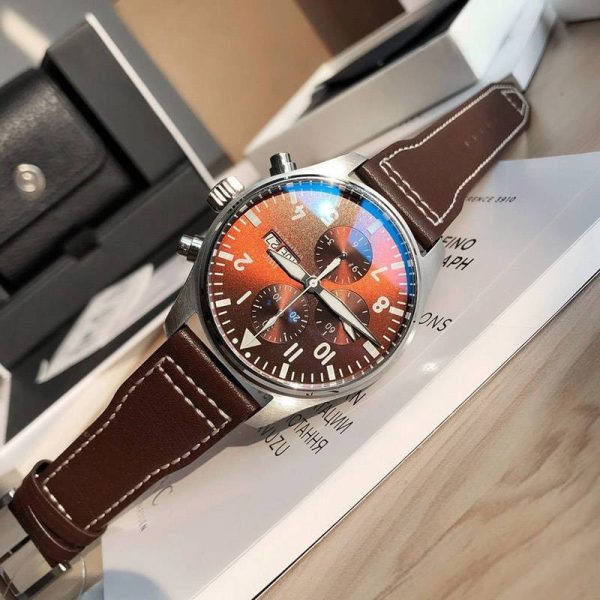 完売必至IWC パイロットウォッチクロノ 偽物 iwg20527 - 画像 (5)