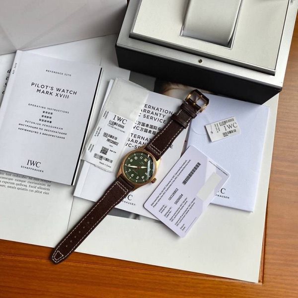 超話題!IWC コピー パイロットウォッチ オートマティック スピットファイア iww71199 - 画像 (2)