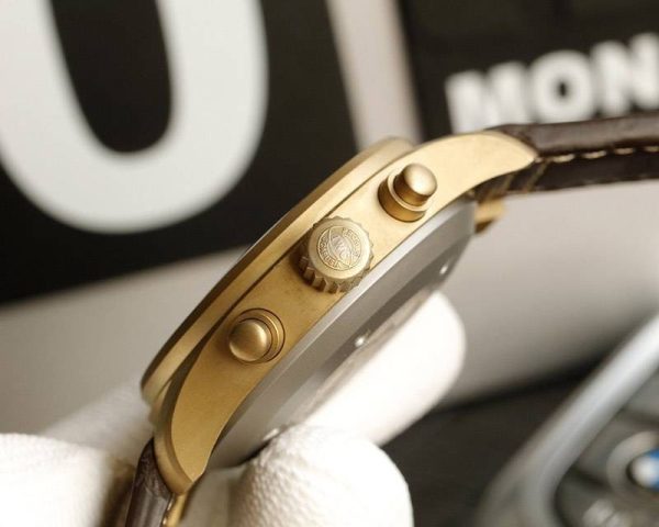 新作IWC パイロットウォッチクロノ 偽物 オートマティック スピットファイア iwm60520 - 画像 (8)