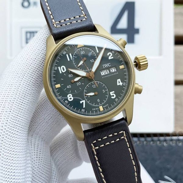 最安値挑戦IWC パイロットウォッチ 偽物 クロノ オートマティック スピットファイア 2色 iwp50420 - 画像 (2)