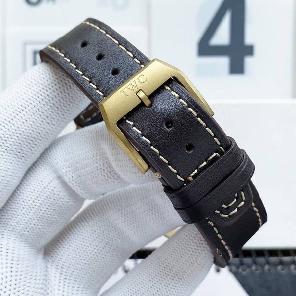 最安値挑戦IWC パイロットウォッチ 偽物 クロノ オートマティック スピットファイア 2色 iwp50420 - 画像 (7)