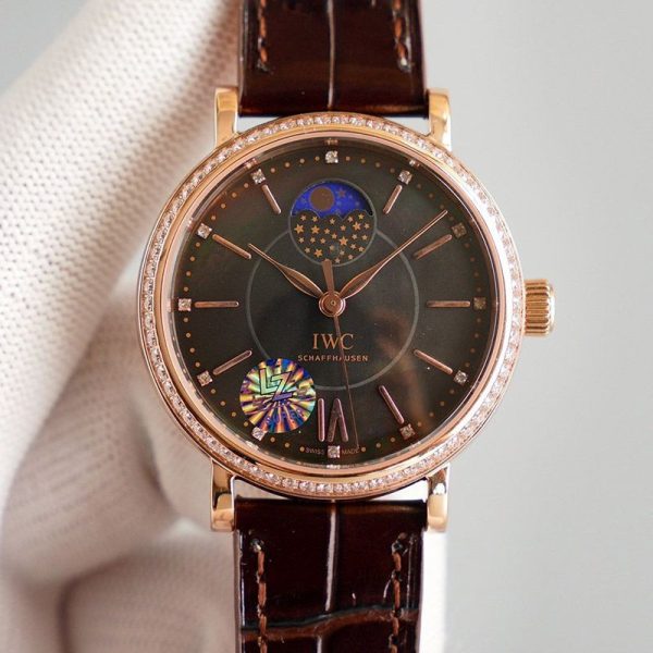大人気!!新色IWC ポートフィノ 偽物 オートマティック ムーンフェイズ37 2色 iws89946 - 画像 (4)