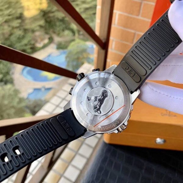 累積売上総額第１位！IWC コピー アクアタイマー クロノグラフ ガラパゴス アイランド 3色 iwv92663 - 画像 (9)
