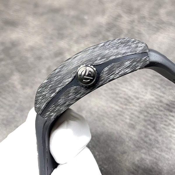 入手困難品！フランクミュラー ヴァンガード 偽物 40.6 mm frq72723 - 画像 (5)