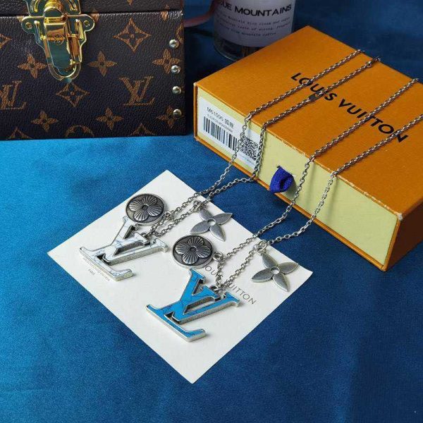 超話題!ルイヴィトン LVロゴ ネックレス コピー 2色 vuh37902 - 画像 (2)