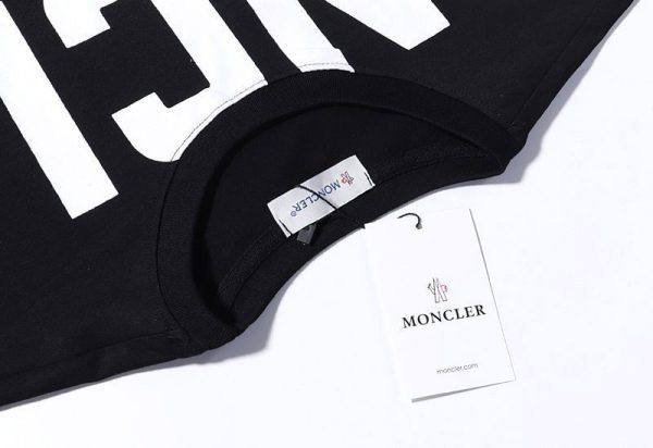 《大人気》モンクレール 偽物 ビッグロゴ Tシャツ moi30701 - 画像 (6)