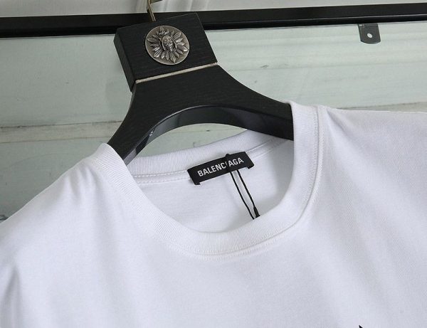 世界中で大人気♪バレンシアガ 偽物 クルーネック Tシャツ BB bab09448 - 画像 (6)
