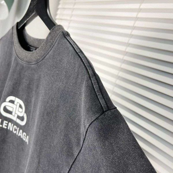 超話題!バレンシアガ 偽物 オーバーサイズBB tシャツ bab81456 - 画像 (3)