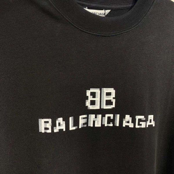 22AWバレンシアガ BB PIXEL 偽物 ミディアムフィット Tシャツ bai08402 - 画像 (2)