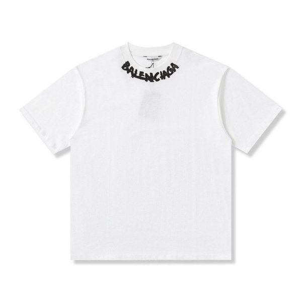 人気急上昇バレンシアガ 偽物 ネックラインにプリントロゴ Tシャツ baj43540 - 画像 (4)