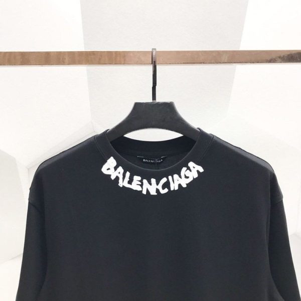 送料込バレンシアガ コピー ネックラインにプリントロゴ Tシャツ bah41762 - 画像 (3)