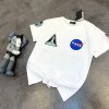 送料込バレンシアガ  × NASA 偽物 スペース ロゴ Tシャツ ホワイト bah41099