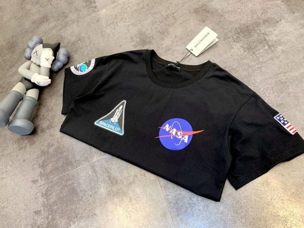大人気!!新色バレンシアガ  × NASA コピー スペース ロゴ Tシャツ ブラック bad10260 - 画像 (9)