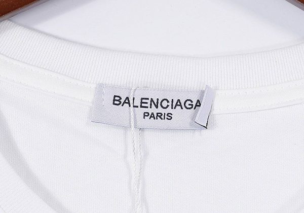 送料込バレンシアガxルポールチャールズ Tシャツ 偽物 alenciaga Music Limited Edition Merch 2色 bag36633 - 画像 (6)