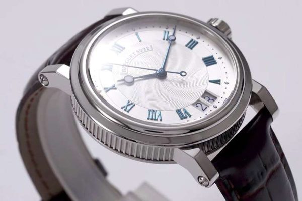 【日本未発売】ブレゲ 偽物 マリーンII ラージデイト メンズ 39 mm 時計 buf22954 - 画像 (6)
