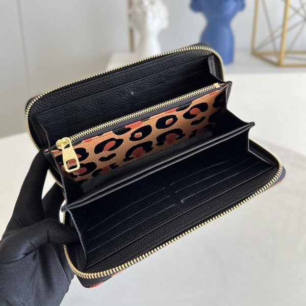21FW ルイヴィトン ジッピーウォレット 偽物 ヒョウ柄 長財布 M80680 - 画像 (5)