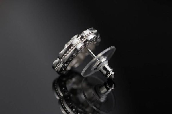 超希少！シャネル ccロゴマーク★お花ピアス 偽物 shc18721 - 画像 (3)