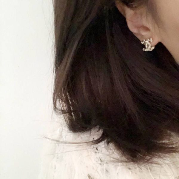 目を惹くカラーシャネル CCロゴピアス スーパーコピー sha02783 - 画像 (8)