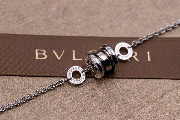 超限定♪ブルガリセーブザチルドレンV 偽物ゴールドチャームブレスレット Buz93051 - 画像 (7)