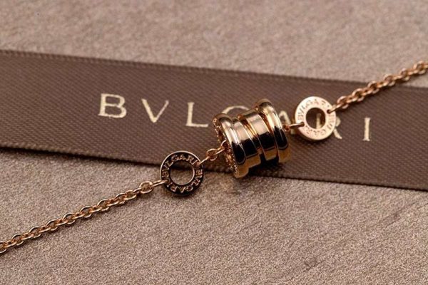 超限定♪ブルガリセーブザチルドレンV 偽物ゴールドチャームブレスレット Buz93051 - 画像 (8)