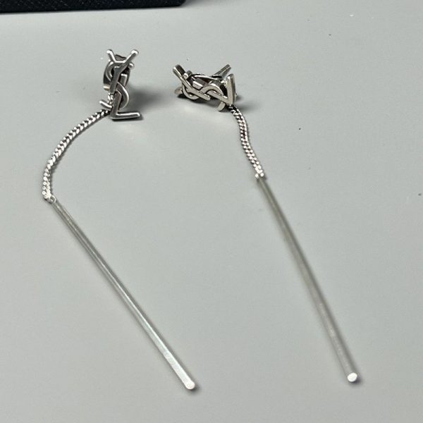 世界中で大人気♪サンローラン YSLスレッダー オピウム ロゴ ピアス コピー Sas47845 - 画像 (5)