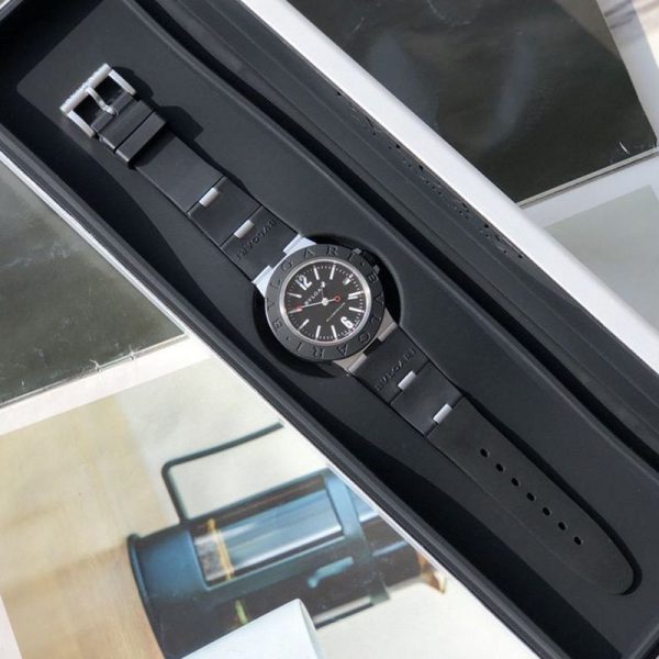 大人気♪女子が選ぶ♪ブルガリ 時計 アルミニウムウォッチ コピー 39mm 3色 Bum73565 - 画像 (5)