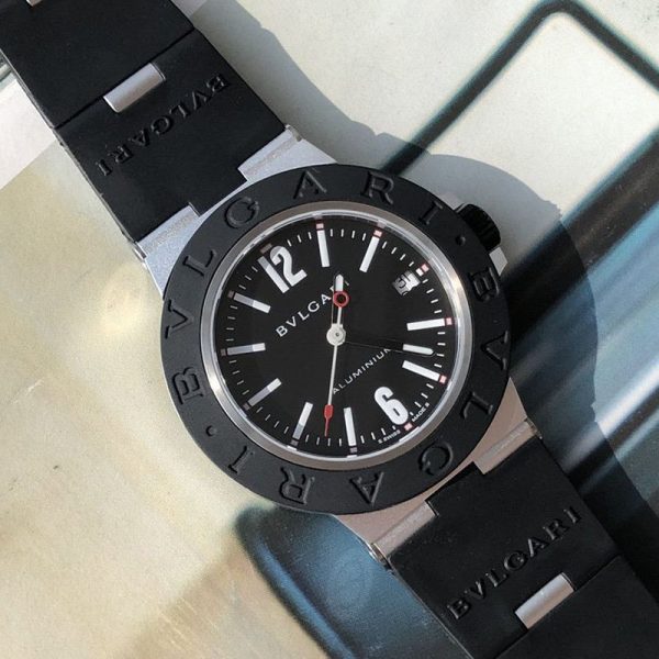 大人気♪女子が選ぶ♪ブルガリ 時計 アルミニウムウォッチ コピー 39mm 3色 Bum73565 - 画像 (7)