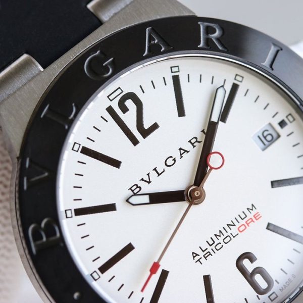 大人気♪ブルガリ 時計 スーパーコピー アルミニウムウォッチ 39mm 2色 Buc21044 - 画像 (7)