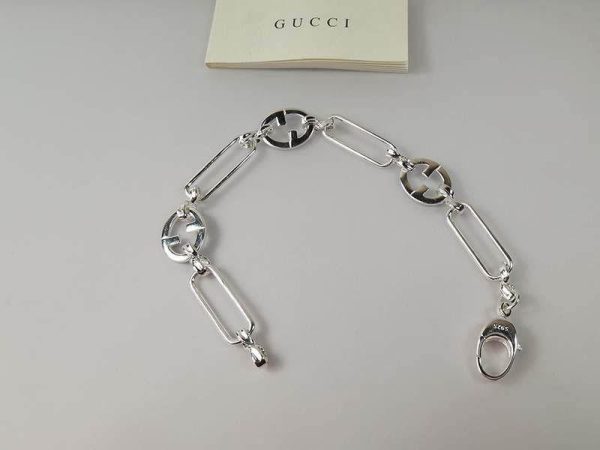 《大人気》グッチ インターロッキングG 偽物 シルバーブレスレット gul50674 - 画像 (8)