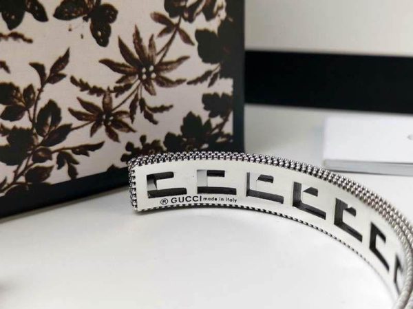 日本未入荷 グッチ★ブレスレット コピー★スクエアG シルバー ブレスレット gut77958 - 画像 (2)