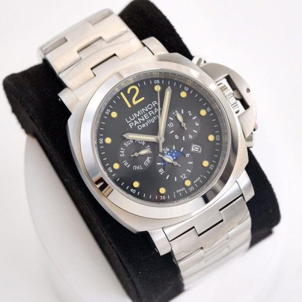 ★日本!!人気！パネライ ルミノール クロノグラフ デイライト 偽物 44mm 2色 pax97932 - 画像 (4)